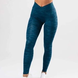 Alphalete Surface Power Leggings